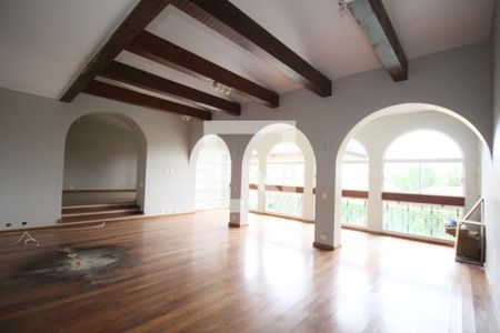 Casa para alugar com 3 quartos, 300m² em Jardim Leonor, São Paulo