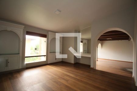 Casa para alugar com 3 quartos, 300m² em Jardim Leonor, São Paulo