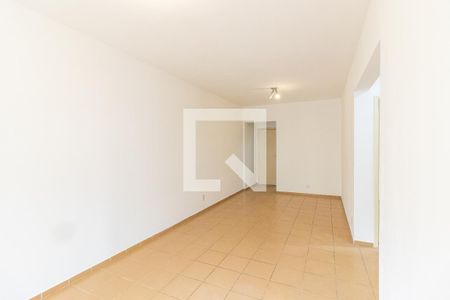Sala de apartamento para alugar com 2 quartos, 75m² em Guilhermina, Praia Grande