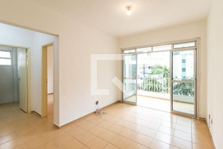 Sala de apartamento para alugar com 2 quartos, 75m² em Guilhermina, Praia Grande