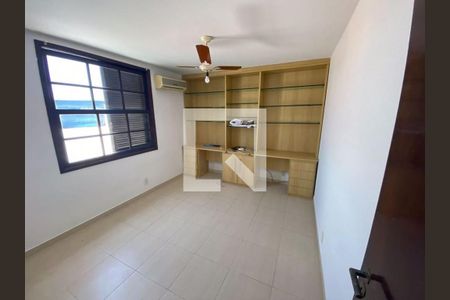 Casa à venda com 4 quartos, 400m² em Jacarepaguá, Rio de Janeiro