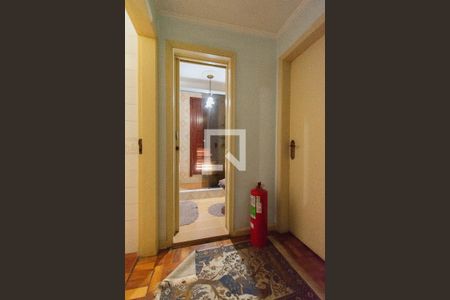 Casa para alugar com 5 quartos, 600m² em Centro, Canoas
