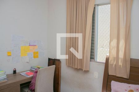 Quarto 1 de apartamento à venda com 3 quartos, 70m² em Sagrada Família, Belo Horizonte