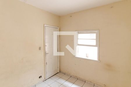 Quarto de Serviço de casa para alugar com 3 quartos, 100m² em Vila Constança, São Paulo