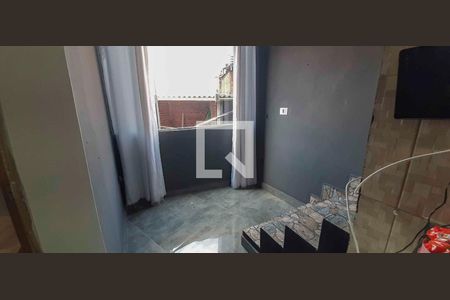 Casa à venda com 2 quartos, 110m² em Veloso, Osasco