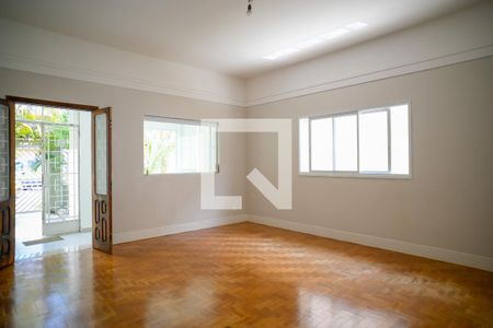 Sala de casa à venda com 3 quartos, 600m² em Cursino, São Paulo
