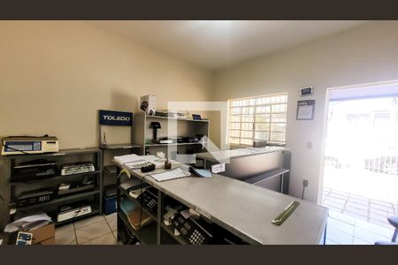 Sala de casa à venda com 3 quartos, 85m² em Vila Rossi, Campinas