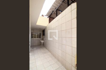 Área de Serviço de casa para alugar com 2 quartos, 90m² em Jardim Dourado, Guarulhos