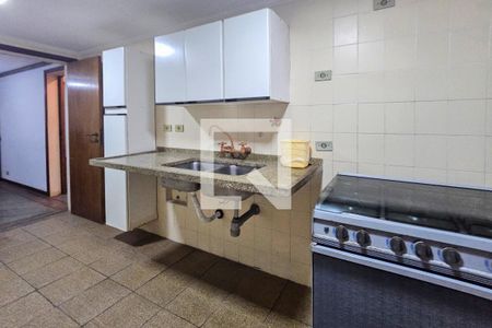 Cozinha de apartamento para alugar com 3 quartos, 131m² em Centro, Guarujá