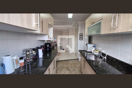 Cozinha  de apartamento à venda com 2 quartos, 84m² em Vila Anita, São Bernardo do Campo