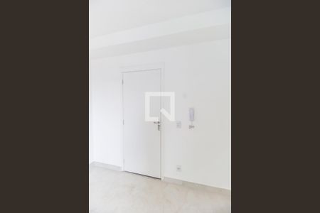 Entrada de apartamento para alugar com 2 quartos, 38m² em Vila Sul Americana, Carapicuíba