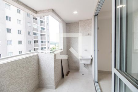 Varanda gourmet de apartamento para alugar com 2 quartos, 38m² em Vila Sul Americana, Carapicuíba