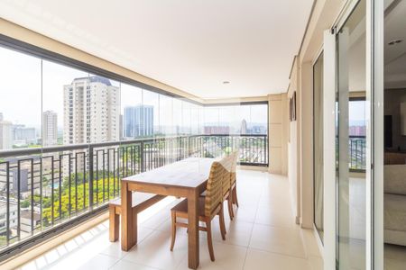 Varanda de apartamento à venda com 3 quartos, 160m² em Barra Funda, São Paulo