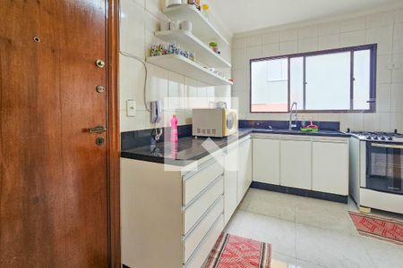 Cozinha de apartamento para alugar com 3 quartos, 100m² em Parque Enseada, Guarujá