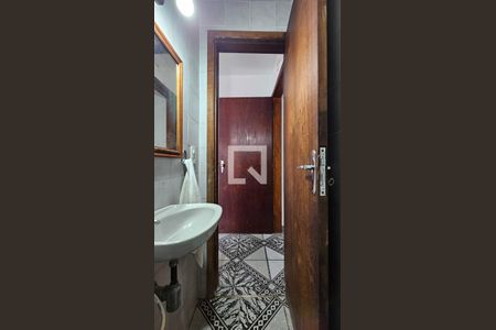 Lavabo de casa à venda com 2 quartos, 140m² em Jardim Santo Antoninho, São Paulo