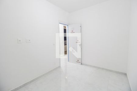 Quarto 1 de apartamento para alugar com 2 quartos, 45m² em Jardim Planalto, Carapicuíba