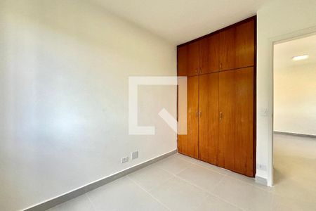 Quarto 1 de apartamento à venda com 2 quartos, 70m² em Vila Paulista, São Paulo