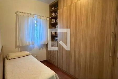 Casa à venda com 3 quartos, 150m² em Vila Ema, São Paulo