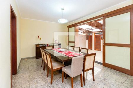 Casa à venda com 5 quartos, 425m² em Super Quadra Morumbi, São Paulo