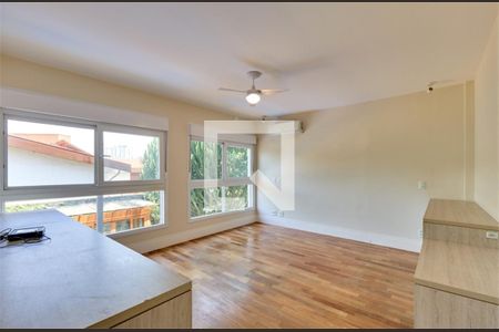 Casa à venda com 5 quartos, 345m² em Chácara Santo Antônio (Zona Sul), São Paulo