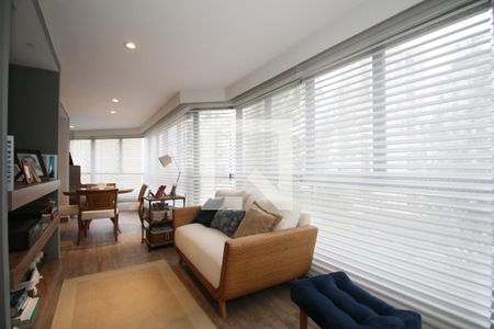 Apartamento à venda com 4 quartos, 241m² em Vila Suzana, São Paulo