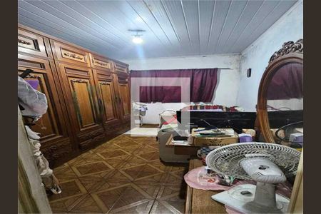 Casa à venda com 2 quartos, 300m² em Vila Dalila, São Paulo
