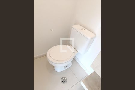 Lavabo de apartamento para alugar com 3 quartos, 130m² em Perdizes, São Paulo