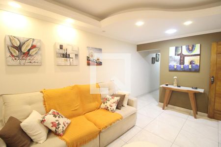 Sala de casa para alugar com 3 quartos, 262m² em Jardim Regis, São Paulo