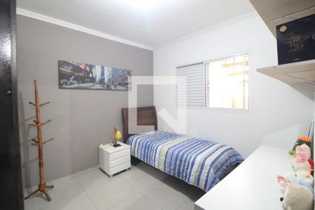 Quarto 1 de casa para alugar com 3 quartos, 262m² em Jardim Regis, São Paulo