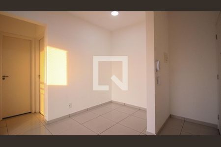 Sala/Cozinha de apartamento para alugar com 2 quartos, 40m² em Vila Tolstoi, São Paulo
