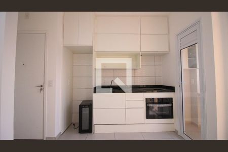 Sala/Cozinha de apartamento para alugar com 2 quartos, 40m² em Vila Tolstoi, São Paulo