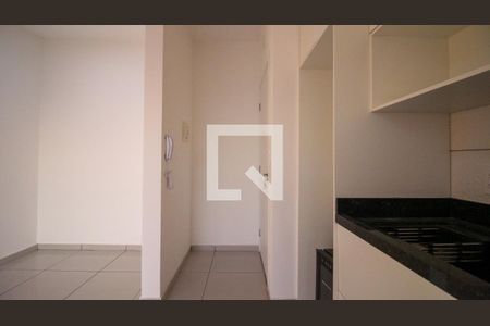 Sala/Cozinha de apartamento para alugar com 2 quartos, 40m² em Vila Tolstoi, São Paulo