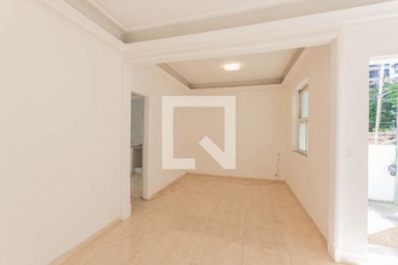 Sala de casa à venda com 2 quartos, 120m² em Grajaú, Rio de Janeiro