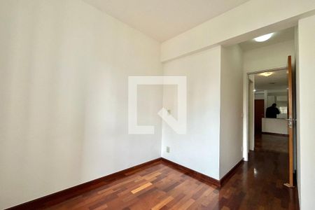 Quarto 1 de apartamento para alugar com 2 quartos, 55m² em Mirandópolis, São Paulo