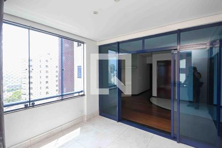 Varanda de apartamento para alugar com 3 quartos, 290m² em Jardim Avelino, São Paulo