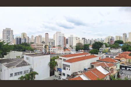 Vista  de apartamento à venda com 2 quartos, 120m² em Lapa, São Paulo