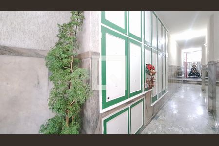Entrada  de apartamento para alugar com 2 quartos, 120m² em Lapa, São Paulo