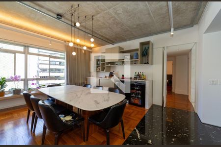 SALA de apartamento à venda com 3 quartos, 200m² em Lourdes, Belo Horizonte