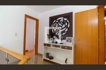 Casa de Condomínio para alugar com 4 quartos, 300m² em Piratininga, Niterói