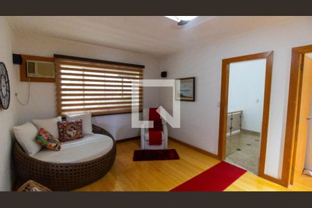 Casa de Condomínio para alugar com 4 quartos, 300m² em Piratininga, Niterói