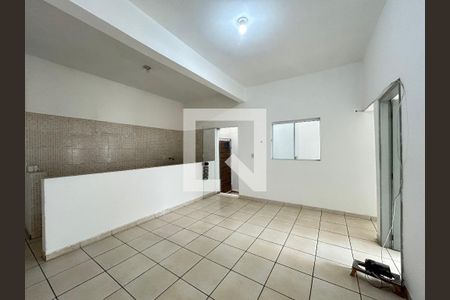Sala de casa para alugar com 2 quartos, 60m² em Jardim Maristela, São Paulo