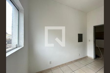 Quarto 2 de casa para alugar com 2 quartos, 60m² em Jardim Maristela, São Paulo