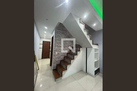 Sala de casa para alugar com 2 quartos, 80m² em Curicica, Rio de Janeiro