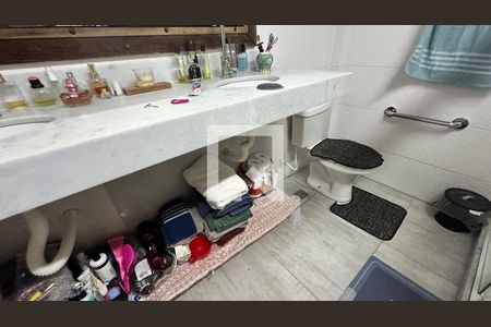 Banheiro quarto 1 de casa para alugar com 2 quartos, 400m² em Vargem Pequena, Rio de Janeiro