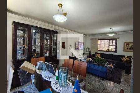 Sala de casa de condomínio para alugar com 3 quartos, 440m² em Jacarepaguá, Rio de Janeiro