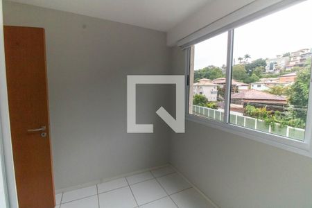 Quarto de apartamento para alugar com 2 quartos, 91m² em Badu, Niterói