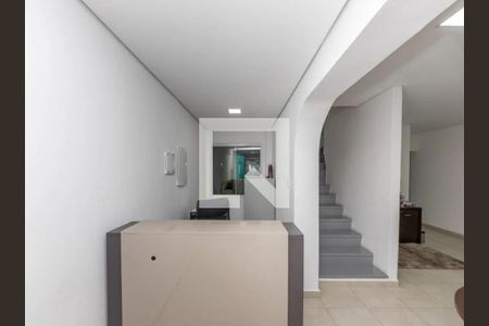 Foto 02 de casa à venda com 4 quartos, 213m² em Ipiranga, São Paulo