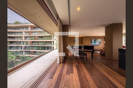 Apartamento à venda com 2 quartos, 236m² em Cidade Jardim, São Paulo