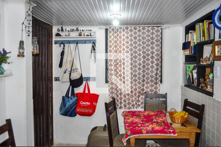 Casa à venda com 7 quartos, 190m² em Santa Tereza, Porto Alegre