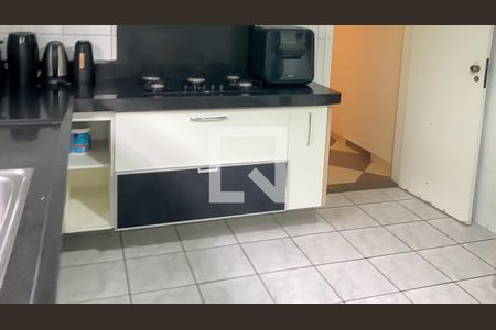 Casa à venda com 3 quartos, 125m² em Vila Lucia, São Paulo